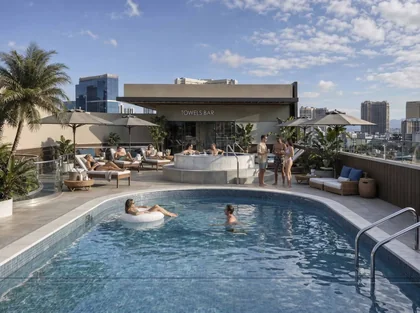 Piscina en el rooftop